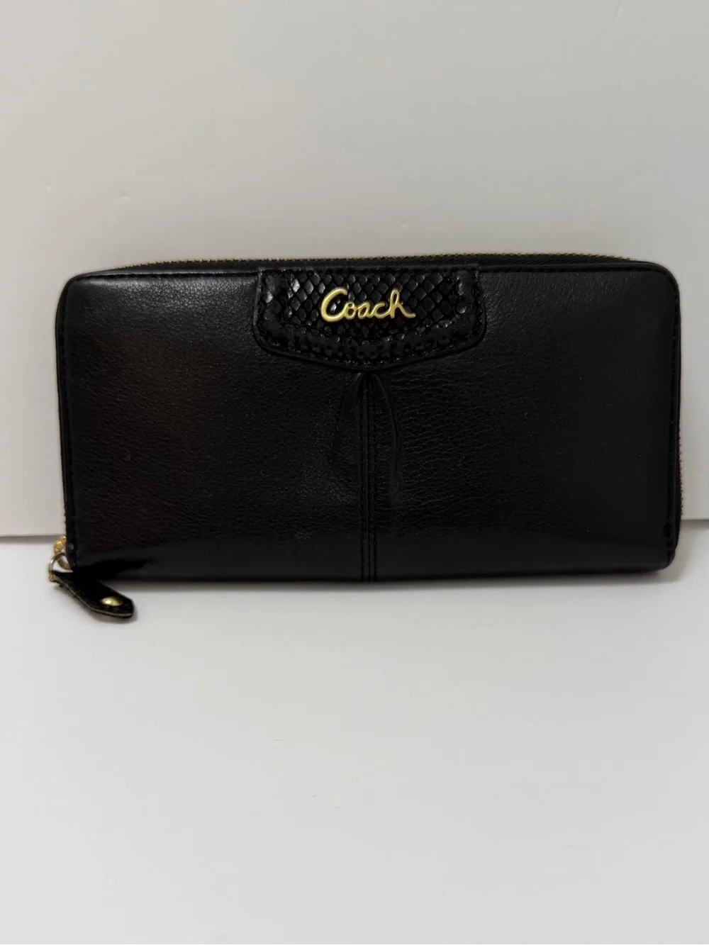 Coach Ashley Zip Around Accordion Leather Wallet Black